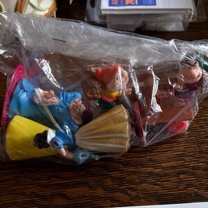 Vintage Snow White & Friends Kids Figurine Toy Set - Multicolor